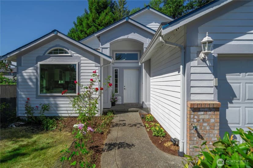 Property photo for 21846 Se 271st Street, Maple Valley photo 4