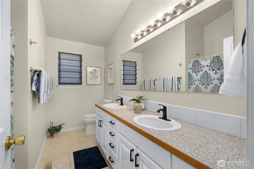 Property photo for 21846 Se 271st Street, Maple Valley photo 22