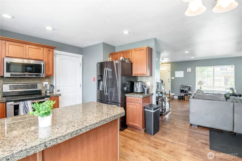 Property photo for 9211 Carys Street Se, Yelm photo 15