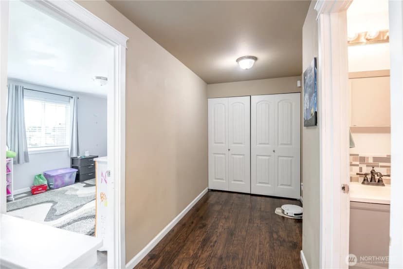 Property photo for 9211 Carys Street Se, Yelm photo 17