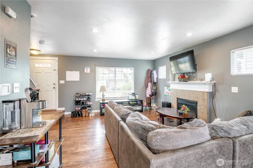 Property photo for 9211 Carys Street Se, Yelm photo 6