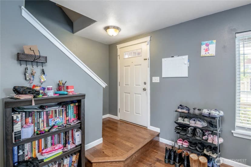 Property photo for 9211 Carys Street Se, Yelm photo 4