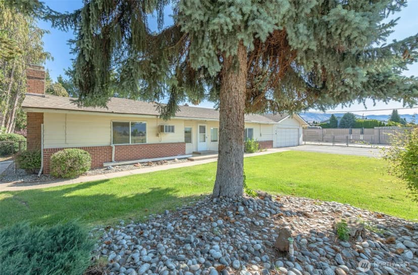 Property photo for 2265 5th Street Ne, East Wenatchee photo 5