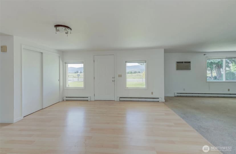 Property photo for 2265 5th Street Ne, East Wenatchee photo 13