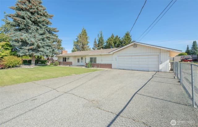 Property photo for 2265 5th Street Ne, East Wenatchee photo 4