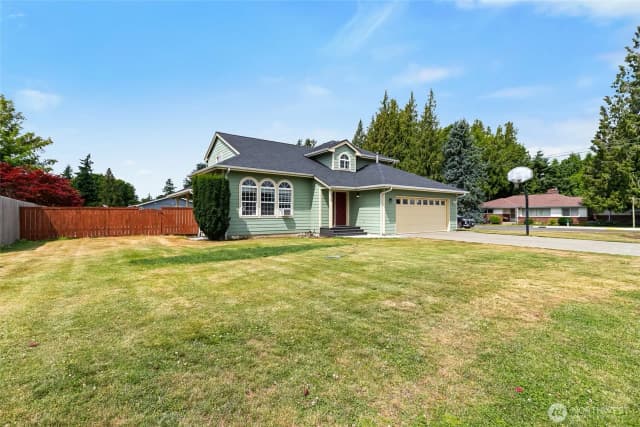 Property photo for 609 E 4 Th Street, Nooksack