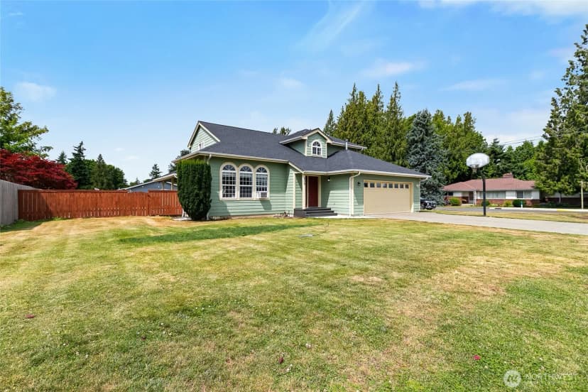 Property photo for 609 E 4 Th Street, Nooksack