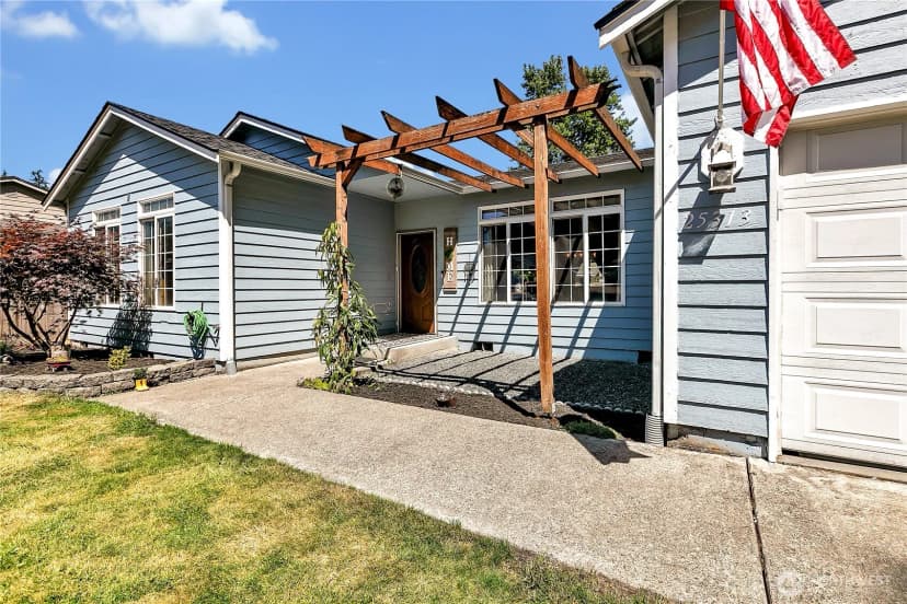 Property photo for 25313 38th Avenue E, Spanaway photo 8