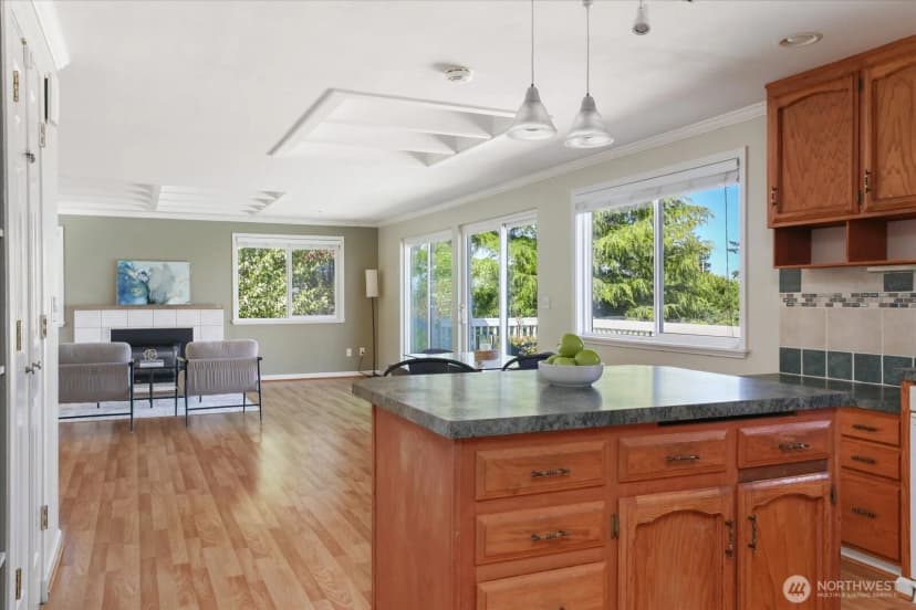 Property photo for 4500 Larson Drive, Oak Harbor photo 12