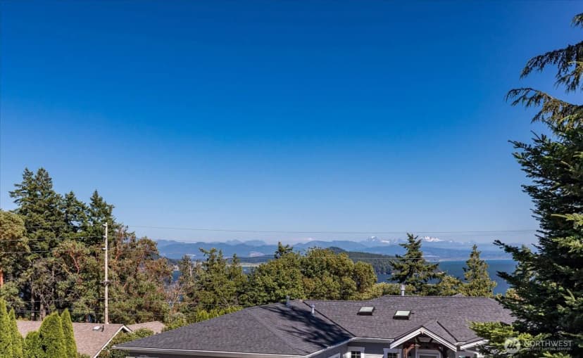 Property photo for 4500 Larson Drive, Oak Harbor photo 26
