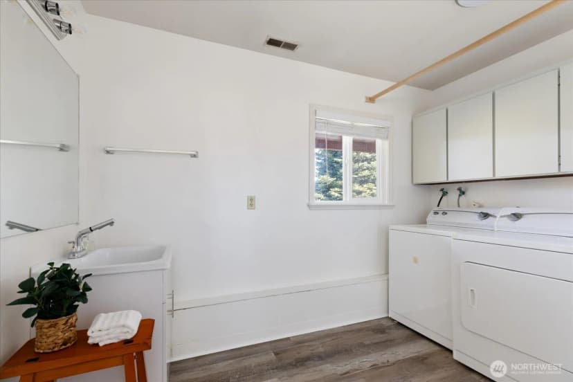 Property photo for 4500 Larson Drive, Oak Harbor photo 23