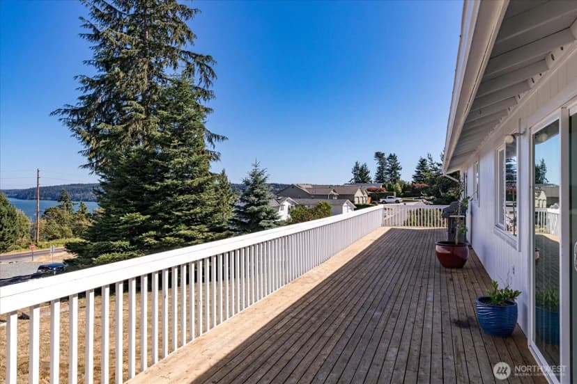 Property photo for 4500 Larson Drive, Oak Harbor photo 25