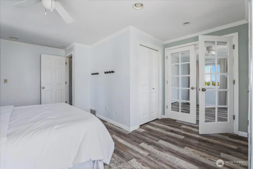Property photo for 4500 Larson Drive, Oak Harbor photo 13