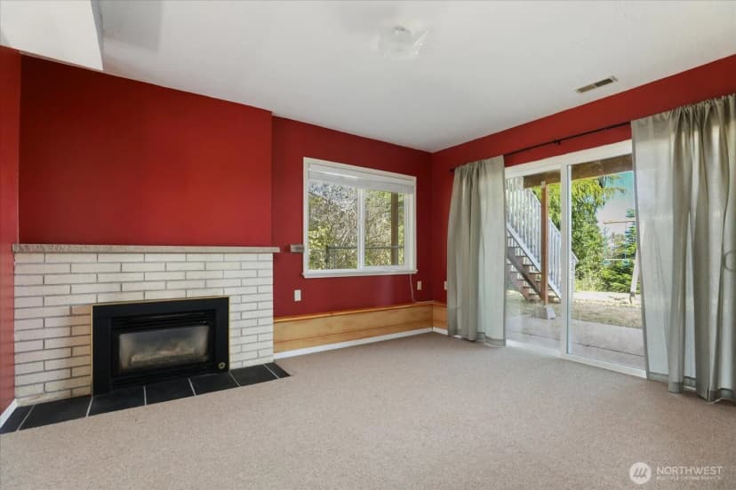 Property photo for 4500 Larson Drive, Oak Harbor photo 22