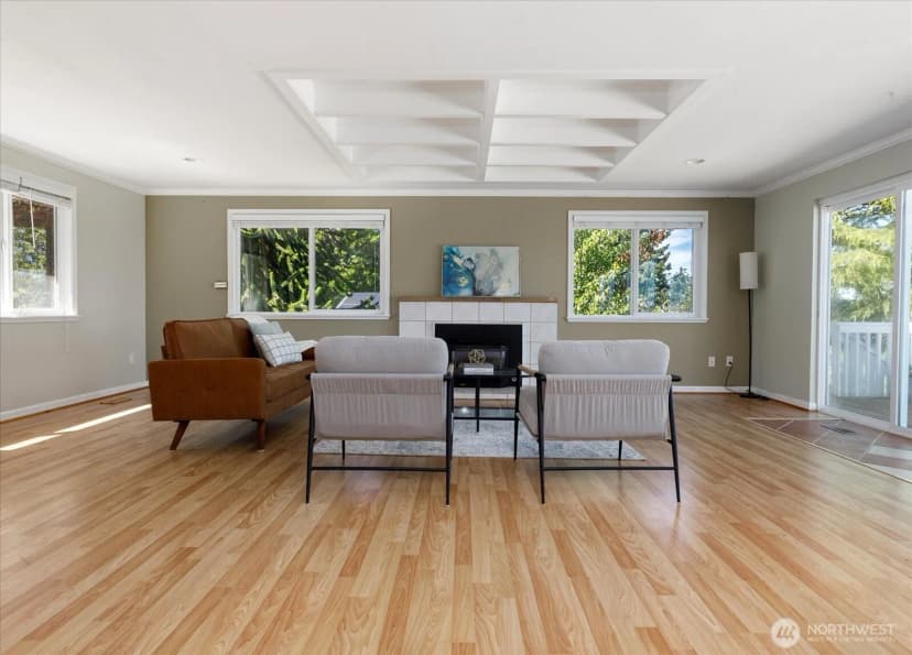 Property photo for 4500 Larson Drive, Oak Harbor photo 6