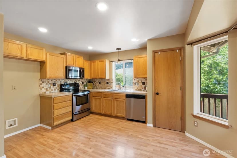 Property photo for 2819 Z Street Se, Auburn photo 8