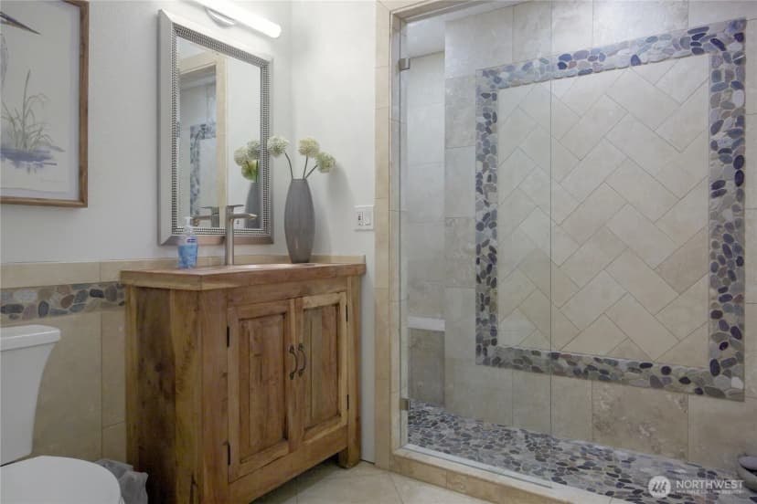 Property photo for 13225 Emerald Drive Nw, Gig Harbor photo 26