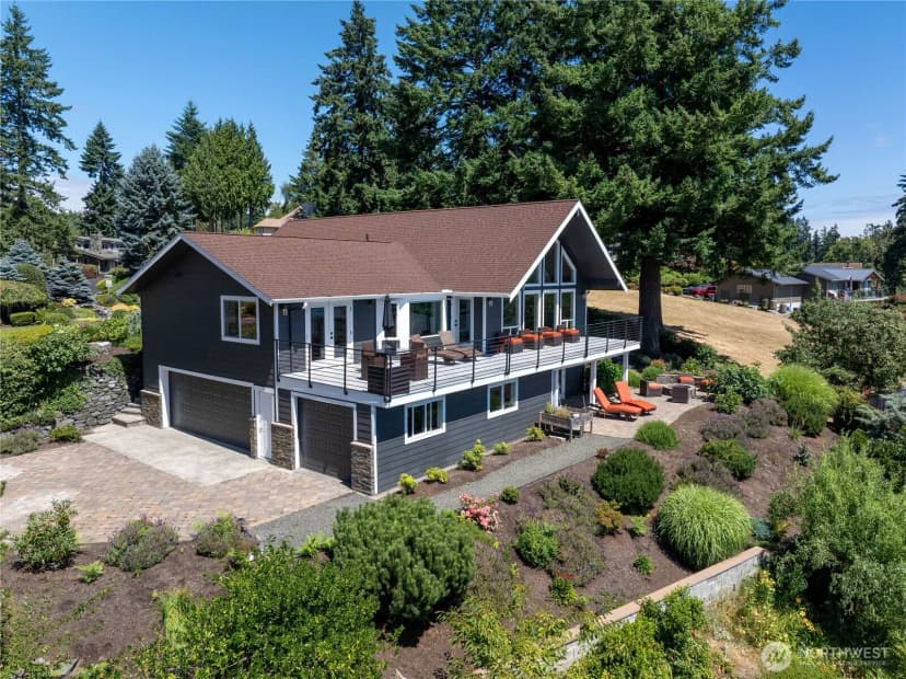Property photo for 13225 Emerald Drive Nw, Gig Harbor photo 37