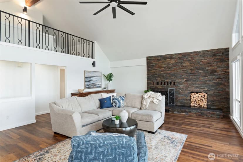 Property photo for 13225 Emerald Drive Nw, Gig Harbor photo 22