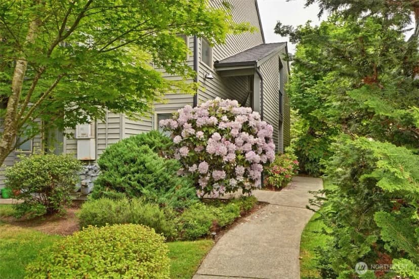Property photo for 9805 Avondale Road Ne #t254, Redmond photo 15