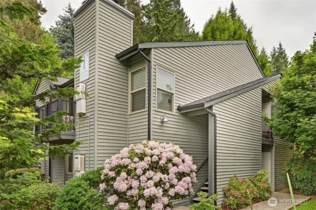 Property photo for 9805 Avondale Road Ne #t254, Redmond
