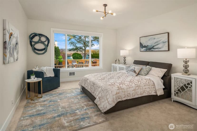 Property photo for 240 W Lake Sammamish Parkway Se, Bellevue photo 24