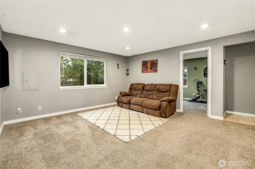 Property photo for 17654 86th Avenue Ne, Bothell photo 14