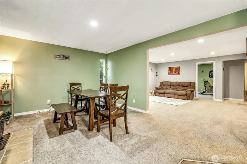 Property photo for 17654 86th Avenue Ne, Bothell photo 9