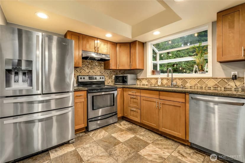 Property photo for 17654 86th Avenue Ne, Bothell photo 11