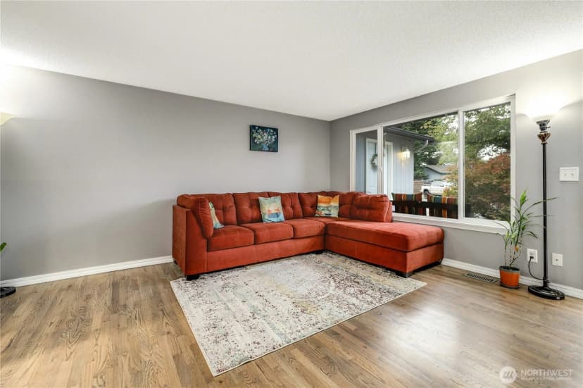 Property photo for 17654 86th Avenue Ne, Bothell photo 8