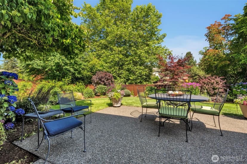 Property photo for 23902 230th Place Se, Maple Valley photo 12