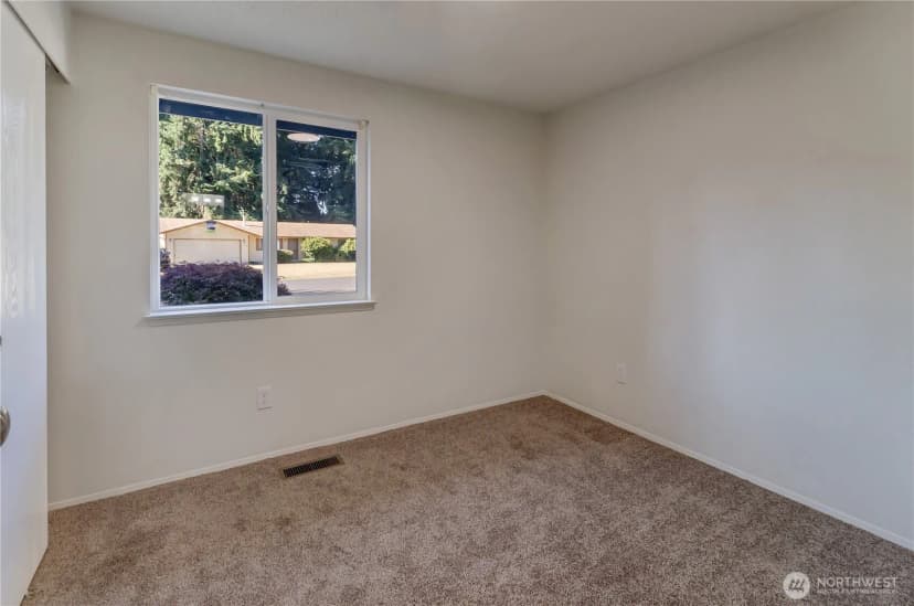 Property photo for 7127 Fair Oaks Loop Se, Olympia photo 10