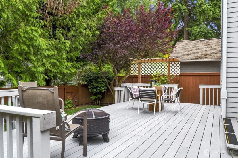 Property photo for 20410 Hollyhills Drive Ne, Bothell photo 35