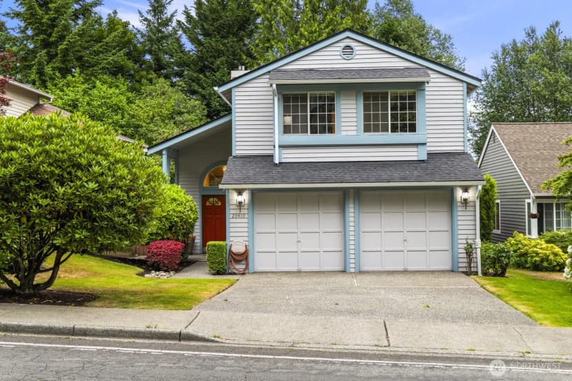 Property photo for 20410 Hollyhills Drive Ne, Bothell photo 2