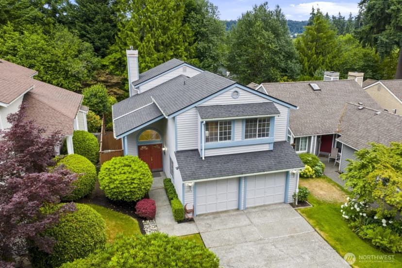 Property photo for 20410 Hollyhills Drive Ne, Bothell