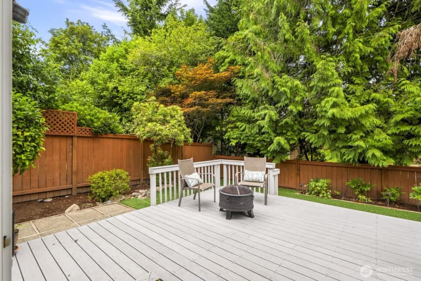 Property photo for 20410 Hollyhills Drive Ne, Bothell photo 17
