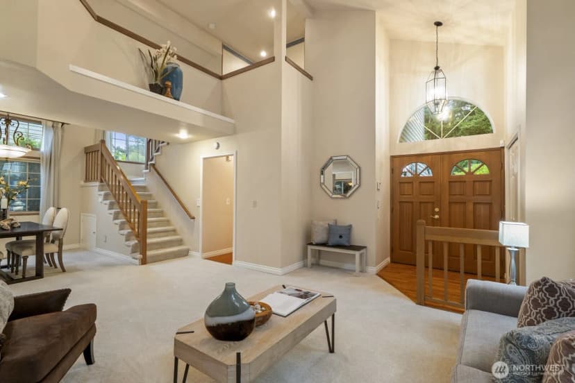 Property photo for 20410 Hollyhills Drive Ne, Bothell photo 7