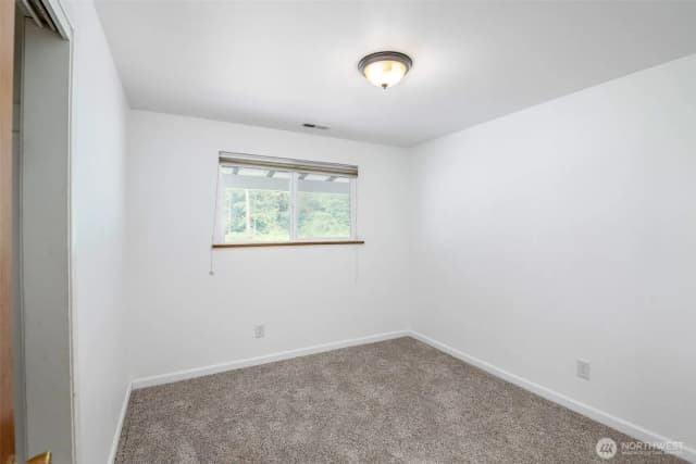 Property photo for 10206 48th Avenue E, Tacoma photo 5