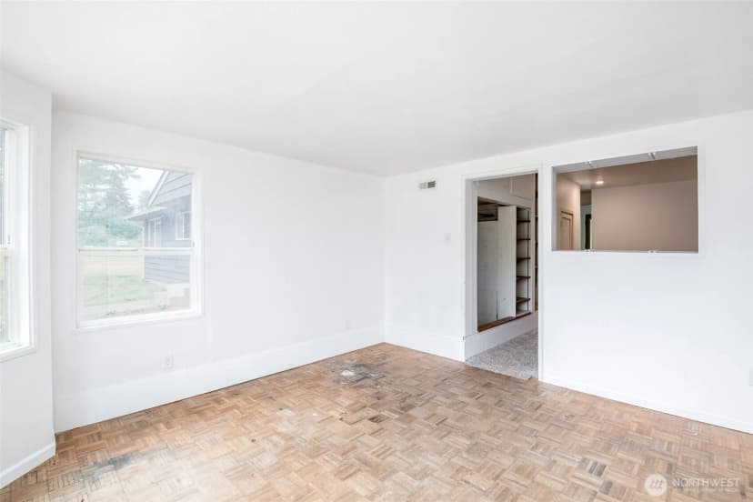 Property photo for 10206 48th Avenue E, Tacoma photo 13