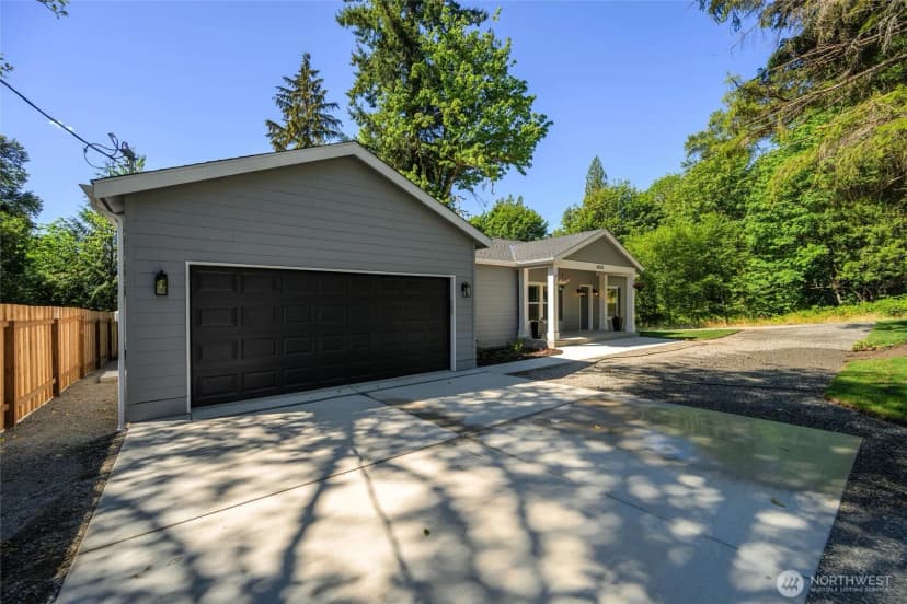 Property photo for 45332 Limestone Street, Concrete photo 4