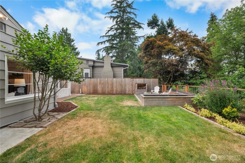 Property photo for 18328 15th Place Ne, Shoreline photo 16