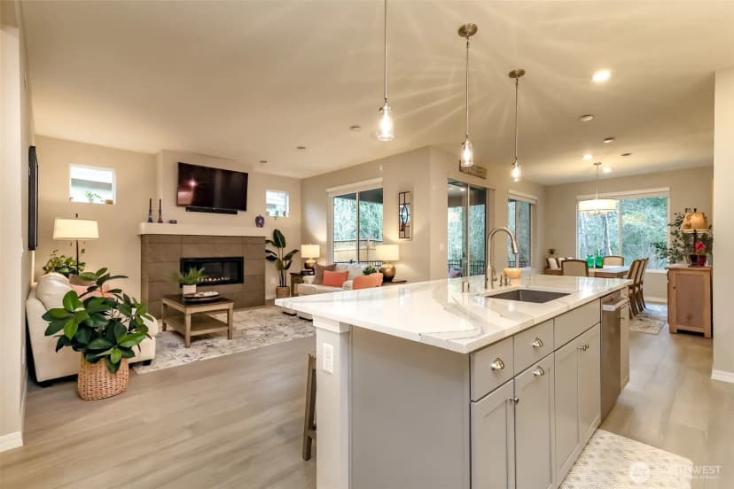 Property photo for 15021 183rd Avenue E, Bonney Lake photo 9