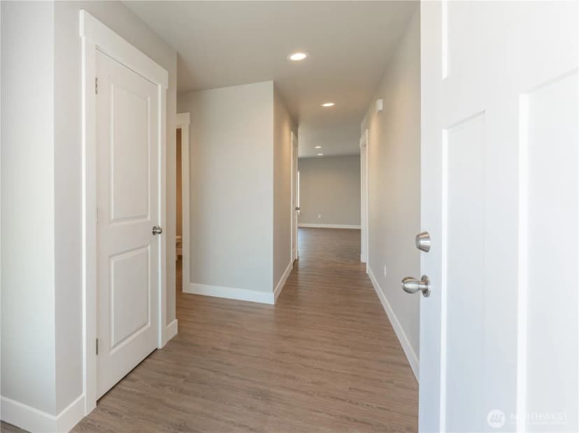 Property photo for 2405 Noah Street Se, East Wenatchee photo 5