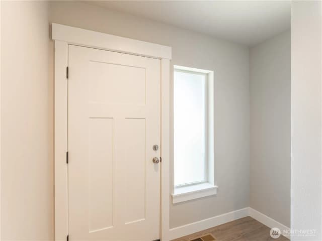 Property photo for 2405 Noah Street Se, East Wenatchee photo 4
