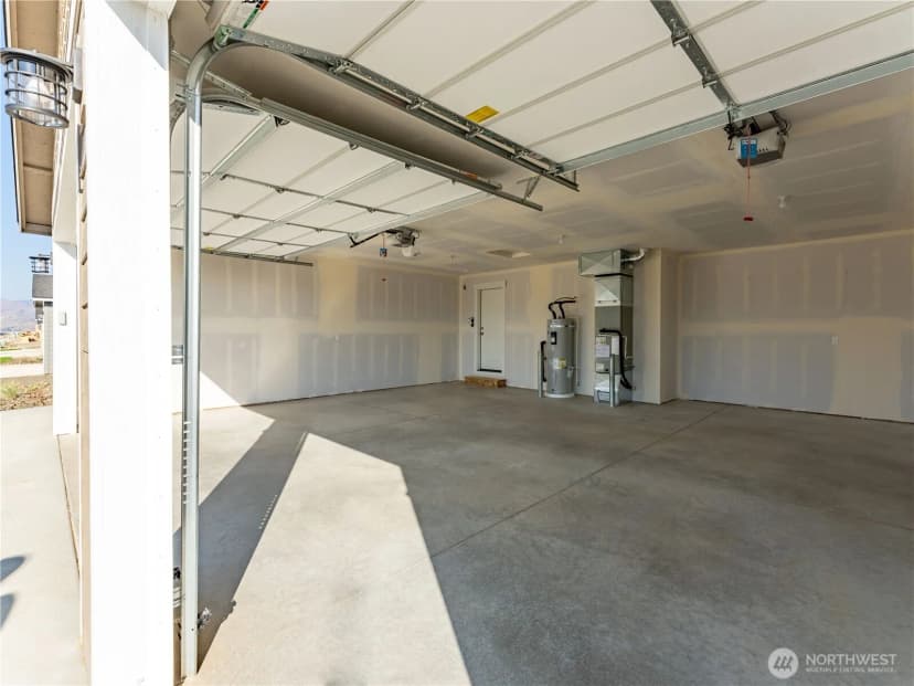 Property photo for 2405 Noah Street Se, East Wenatchee photo 26
