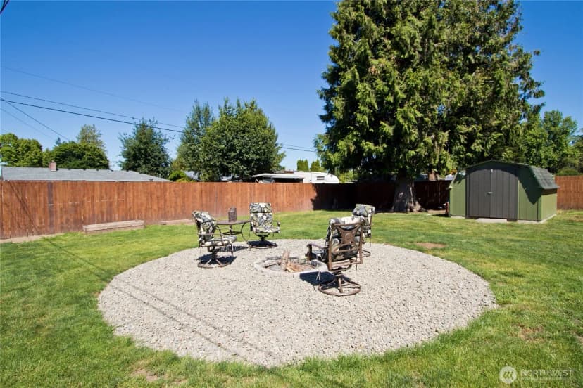 Property photo for 1136 Harding, Enumclaw photo 14