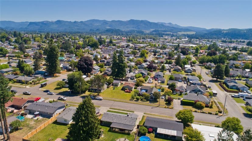 Property photo for 1136 Harding, Enumclaw photo 17