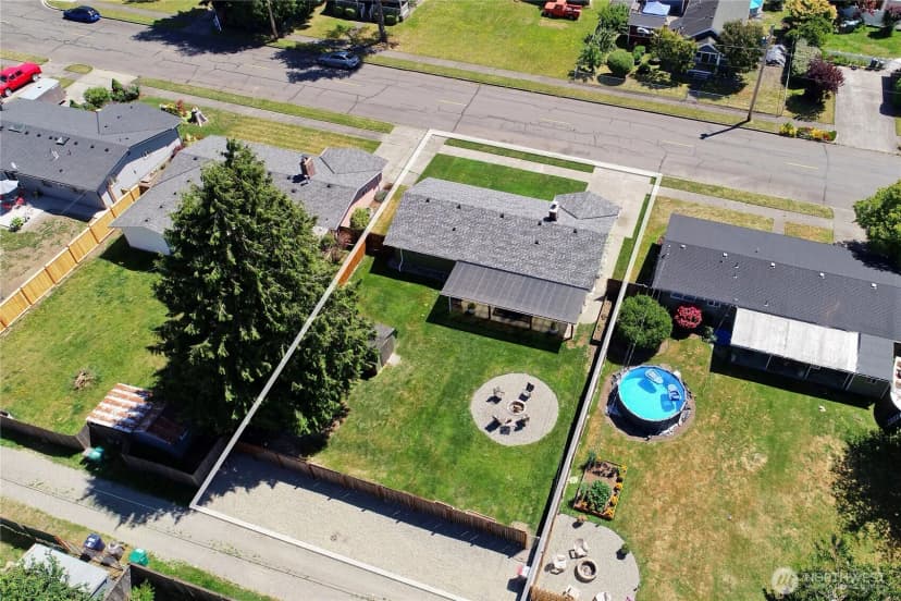 Property photo for 1136 Harding, Enumclaw photo 18