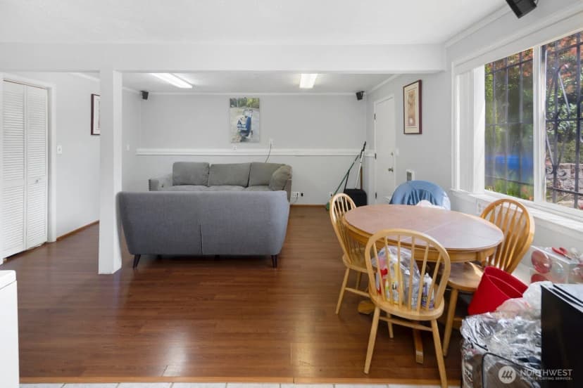 Property photo for 3235 33rd Avenue S, Seattle photo 19