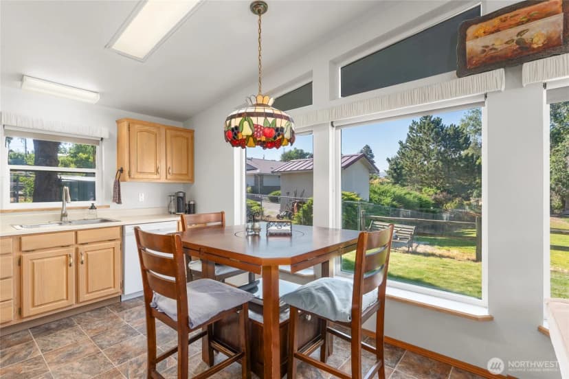 Property photo for 804 E Wapato Avenue, Chelan photo 16
